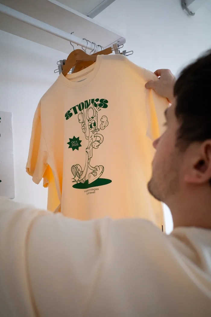 Футболка сливочного цвета Gabe Invest 