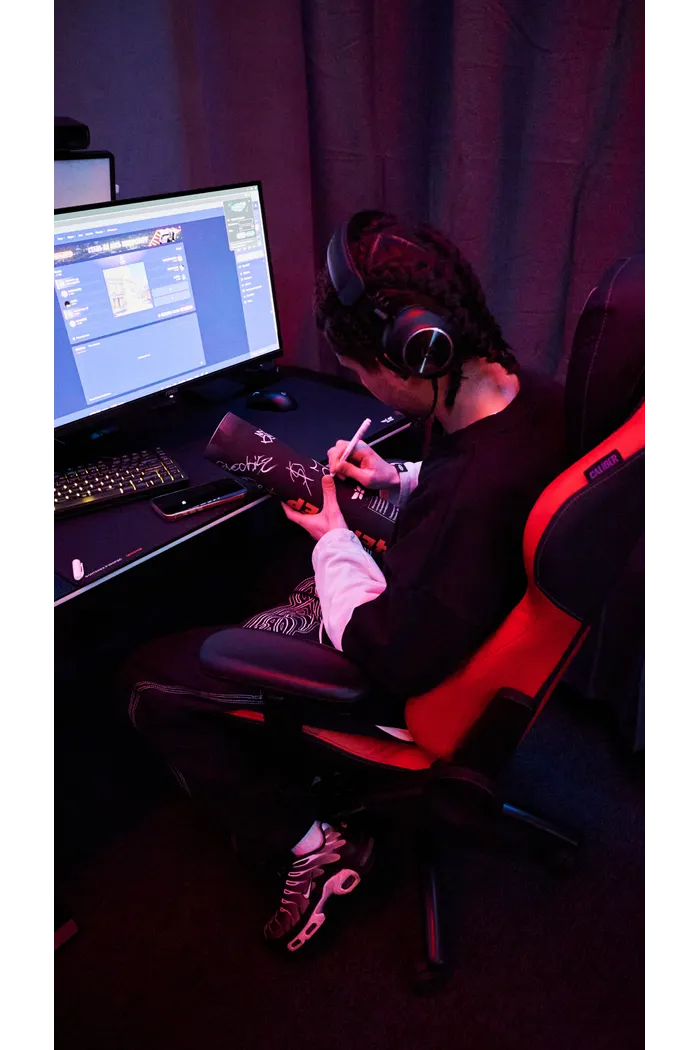 Лимитированный коврик ФОНТАНКА х DEGSTER