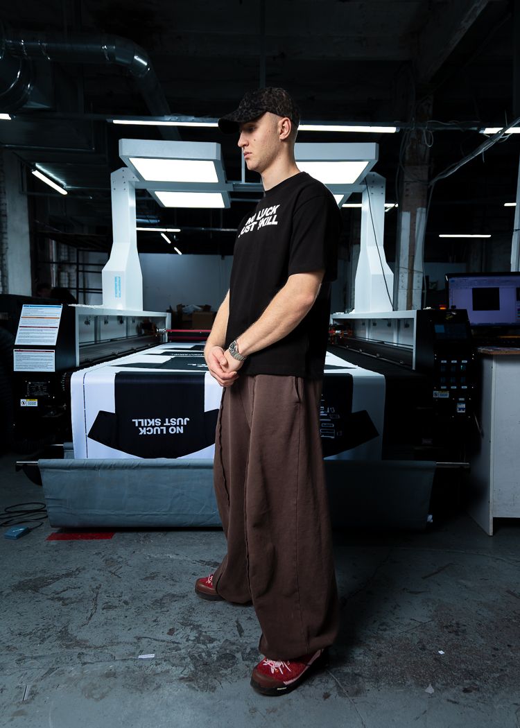 Футболка NO LUCK черная